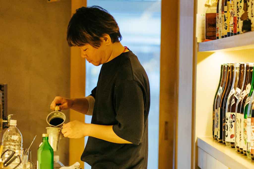 蔵元が太鼓判を押す、都会の焼酎伝え人。「焼酎ダイニング だけん」｜ 熟成焼酎が飲める店 #02