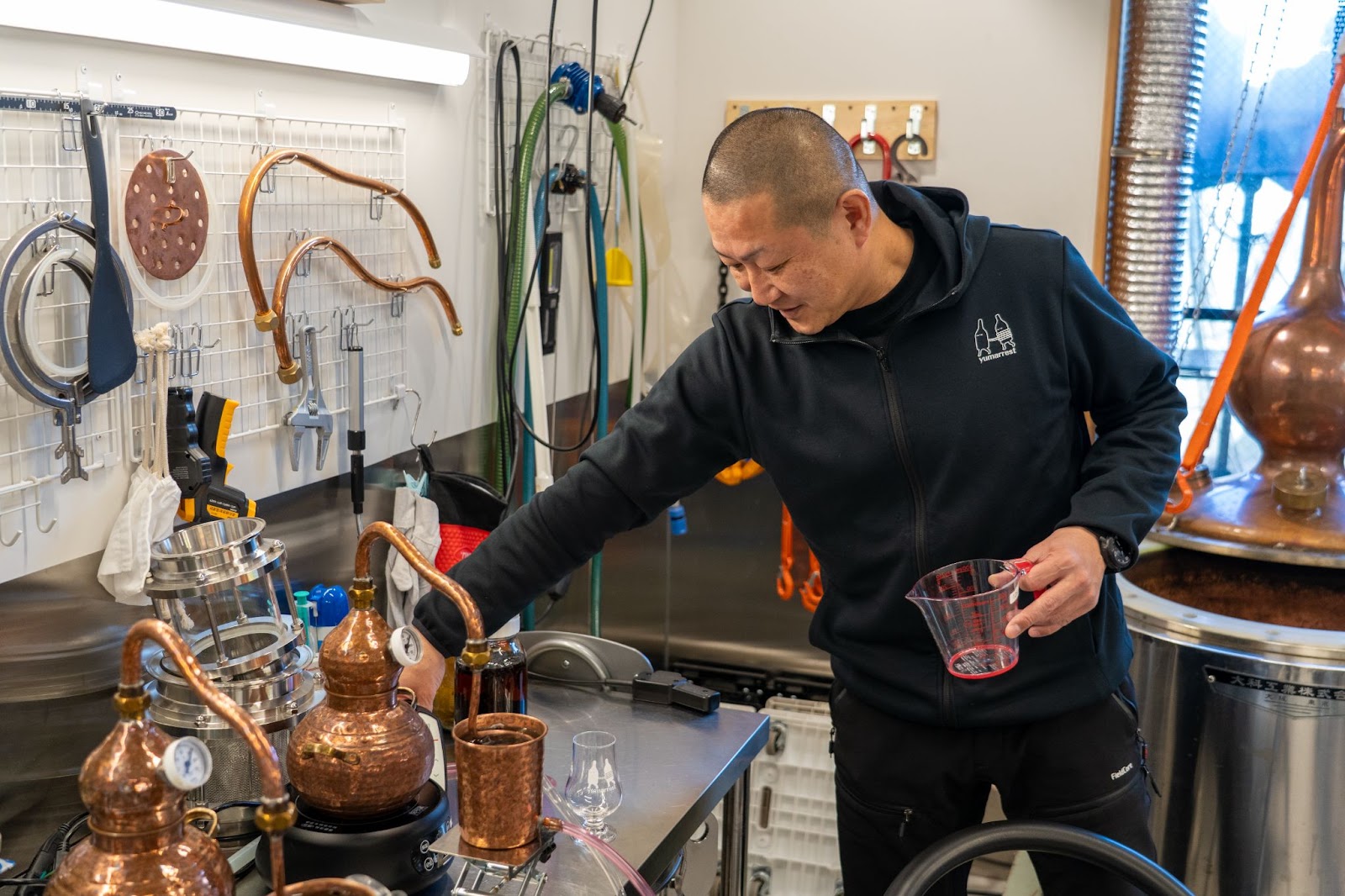 旨すぎてタイホ！？「Motoki蒸研」が造るジンのこだわり