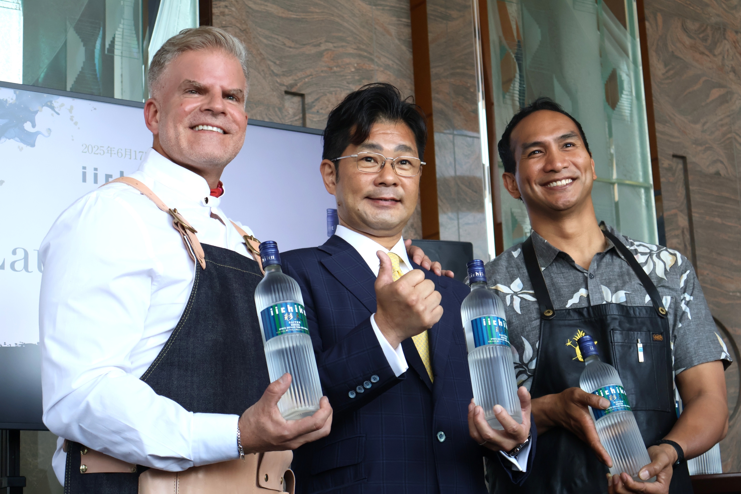 トップバーテンダーからも評価！海外のみで販売していた『iichiko彩天